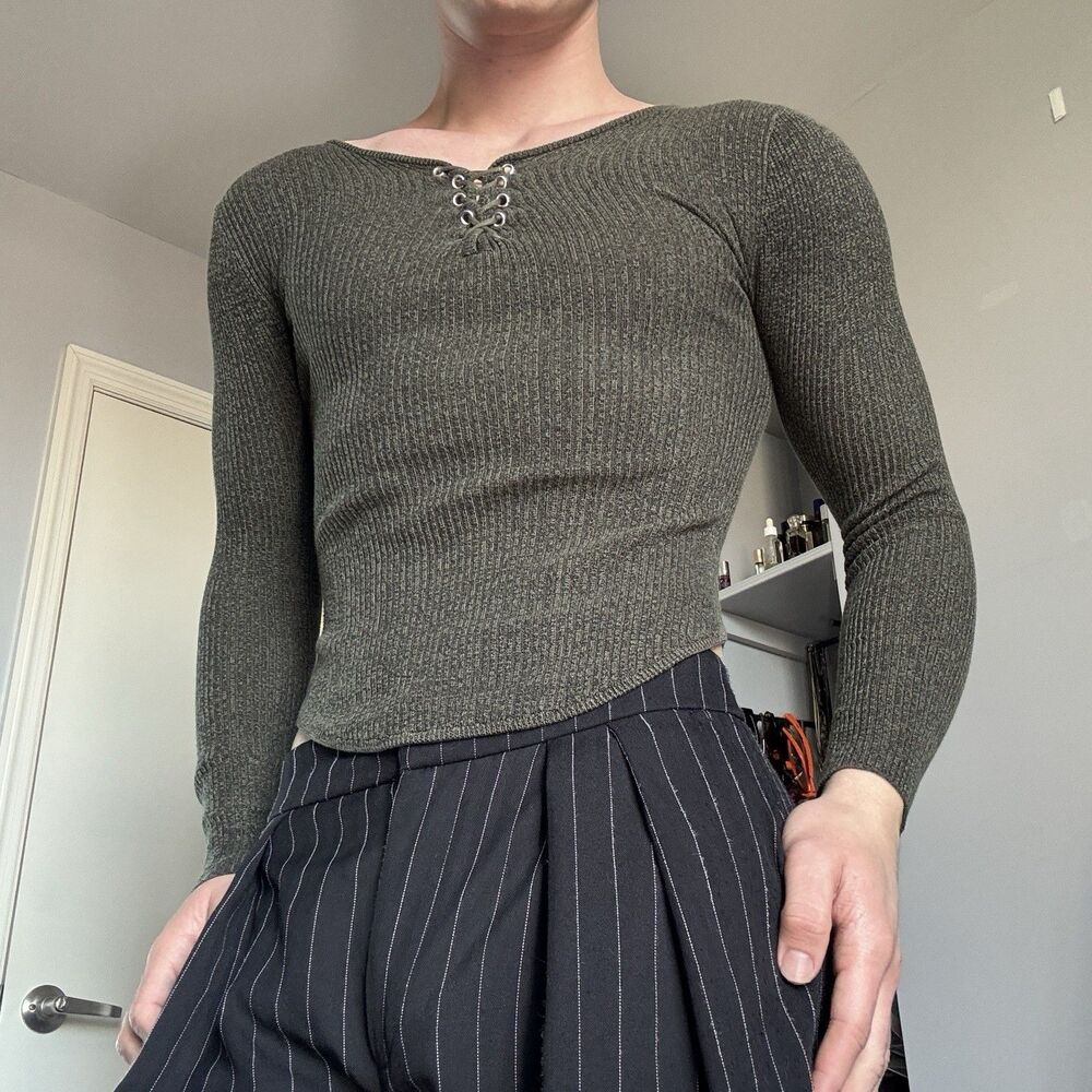 Olive Green Womens Ribbed Knit Lace Up V Neck Slim Fit Sweater Top Womens Sz XS